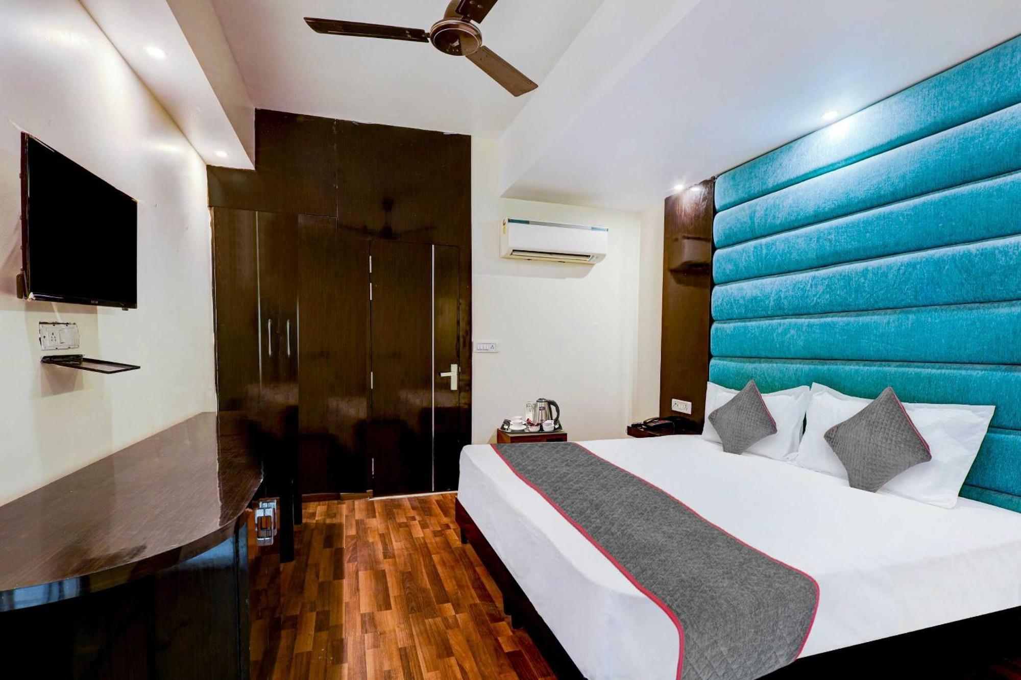 Townhouse Golden King Hotel Új-Delhi Kültér fotó